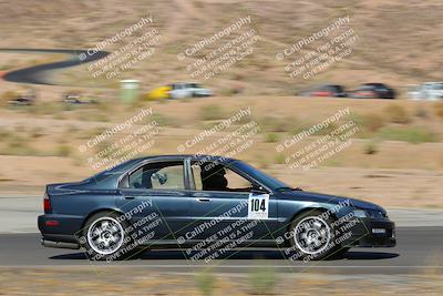 media/Oct-01-2022-Team Topak Racing (Sat) [[f860fb51be]]/2-Inter Low 2/session 1 turn 3/